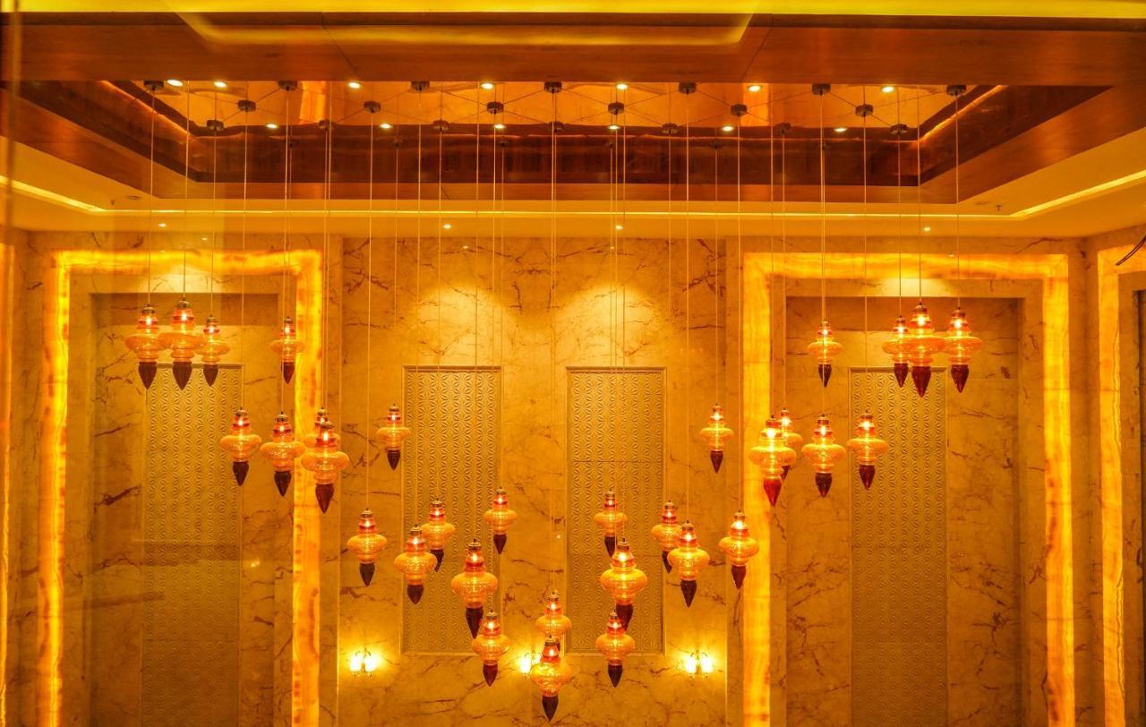 Pride Hotel Bhopal Eksteriør bilde