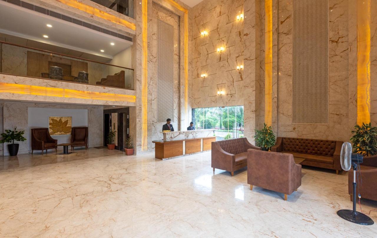 Pride Hotel Bhopal Eksteriør bilde