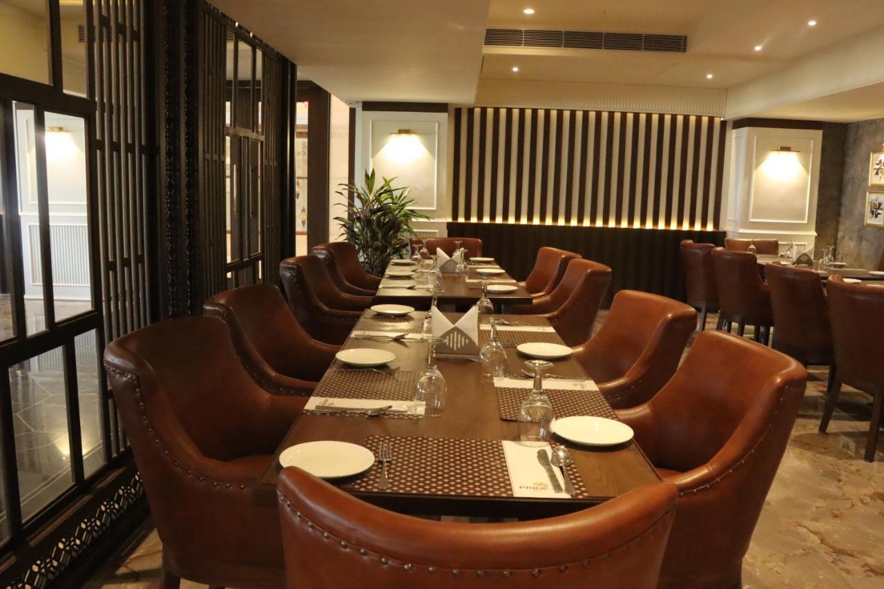 Pride Hotel Bhopal Eksteriør bilde