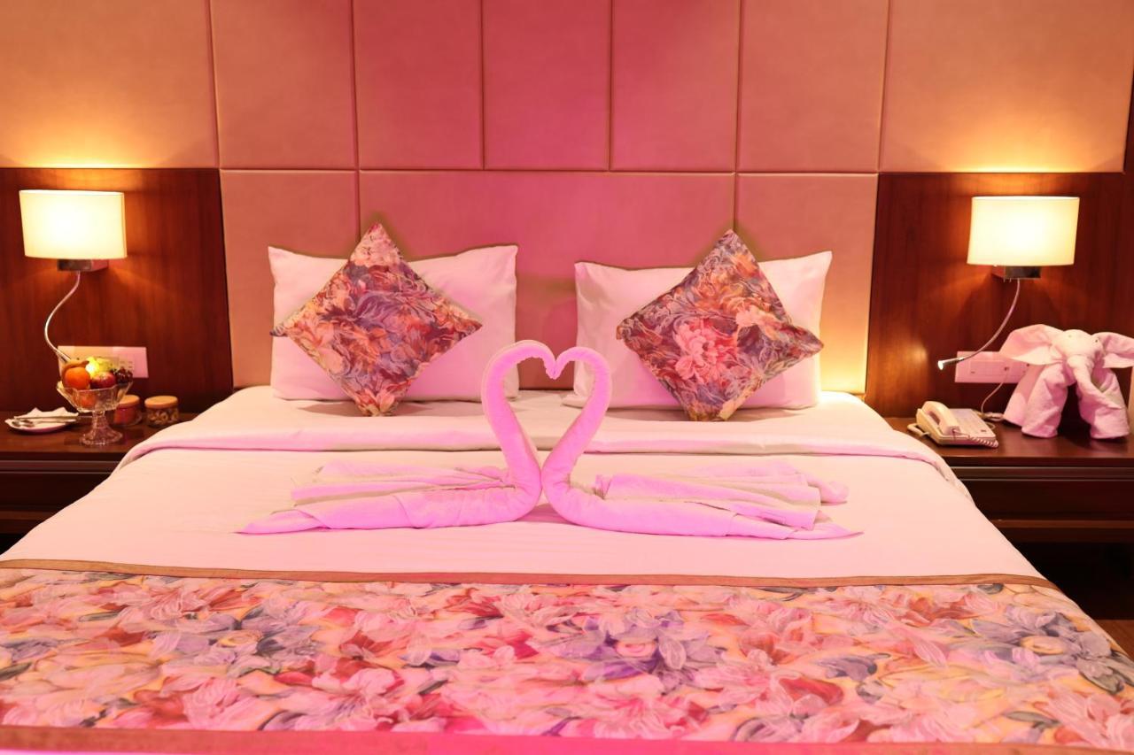 Pride Hotel Bhopal Eksteriør bilde