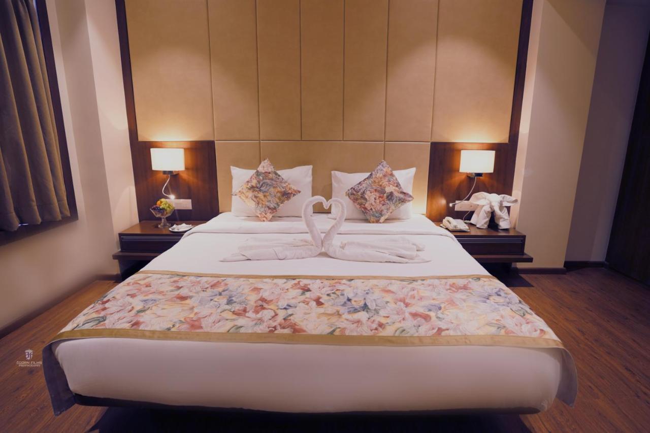 Pride Hotel Bhopal Eksteriør bilde
