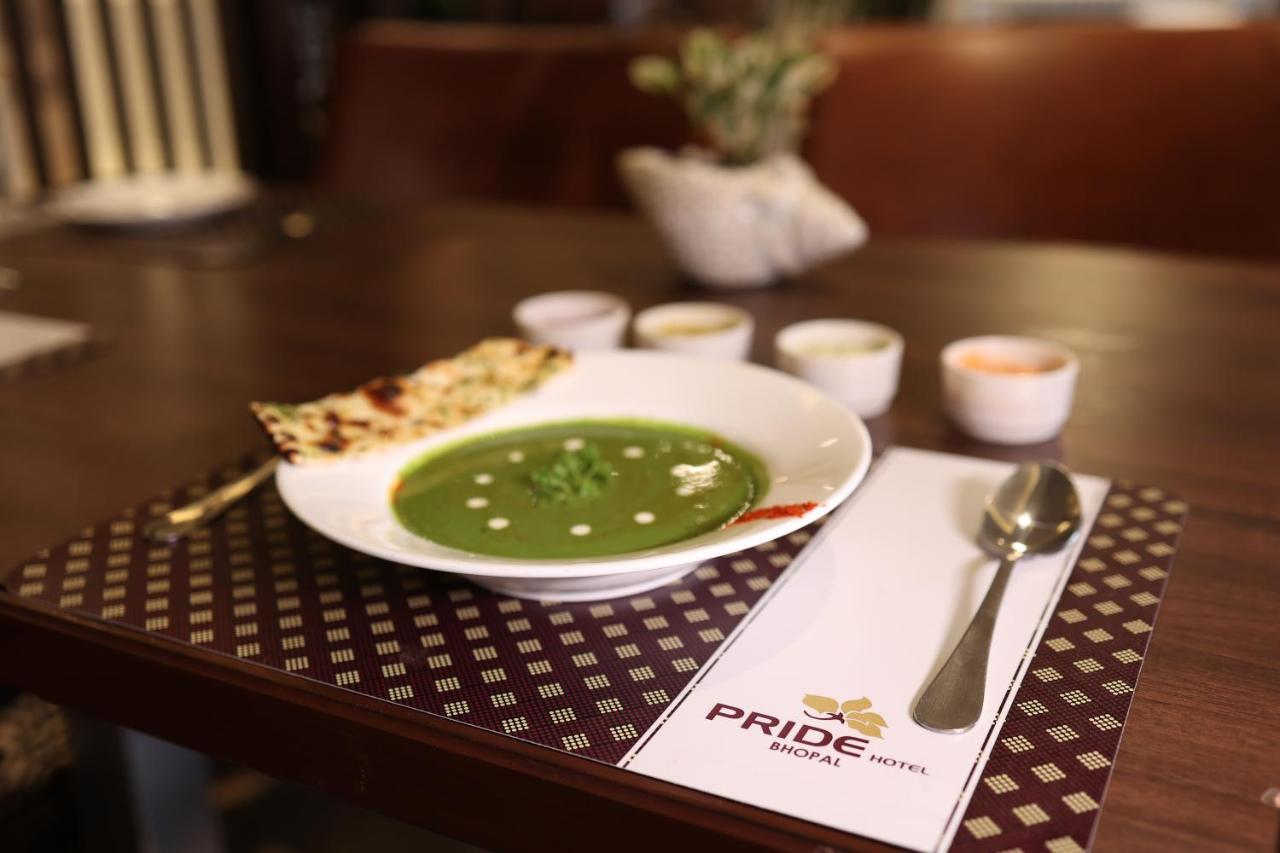 Pride Hotel Bhopal Eksteriør bilde