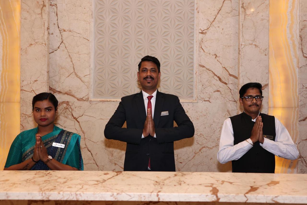 Pride Hotel Bhopal Eksteriør bilde